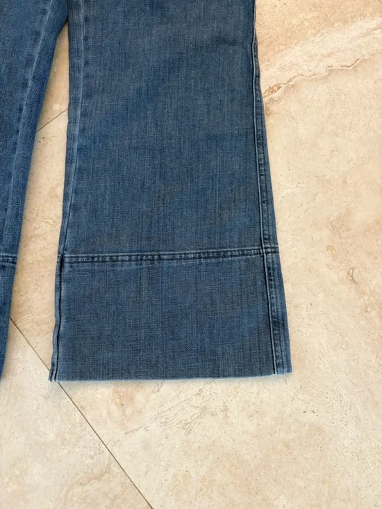 Aerie Women’s Denim Medium Wash Jumpsuit / Fitted Overalls / Front Buttons /M - Picture 2 of 10